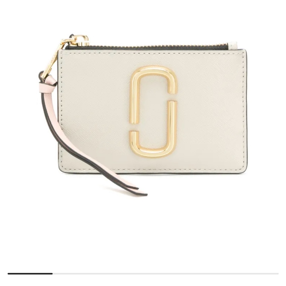 Marc Jacobs Cream Zip Multi Wallet/Card Holder with Gold Logo
